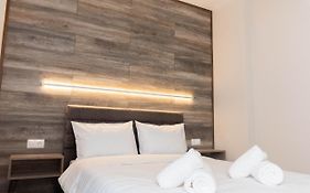 Skg Premium Suite